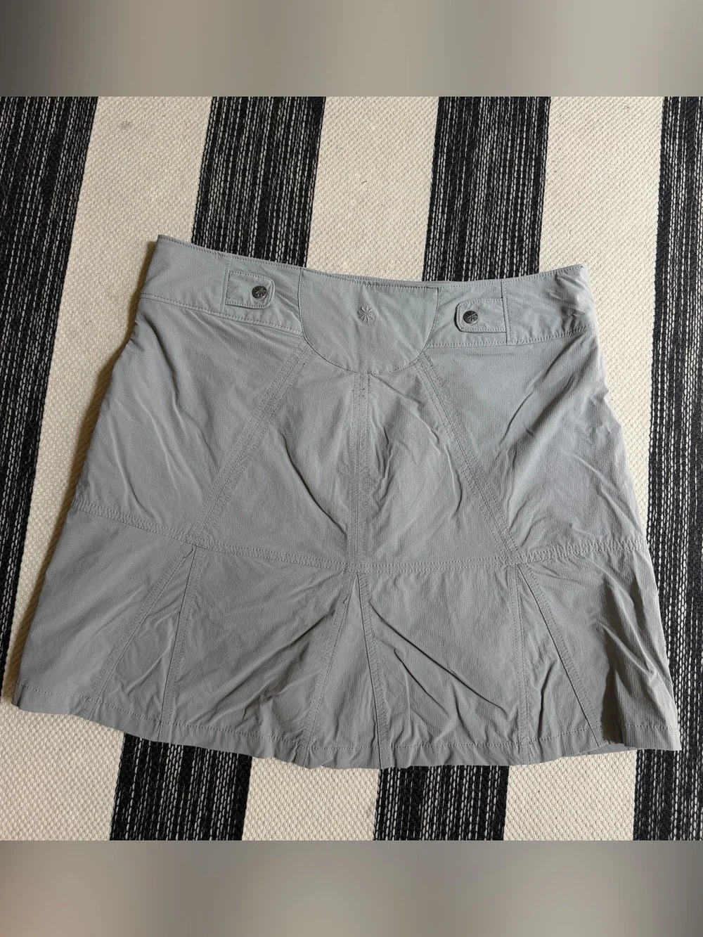 Athleta women light